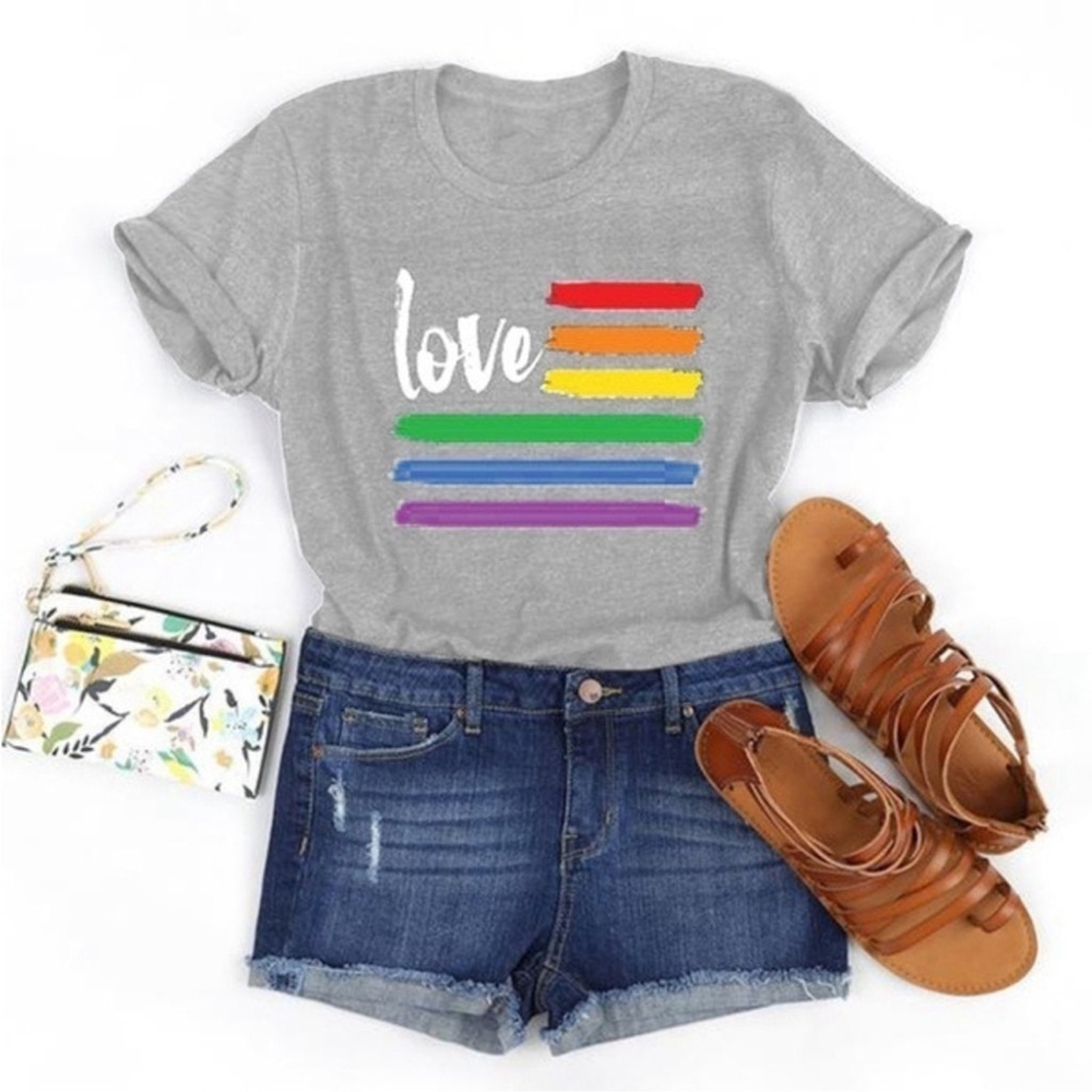 NWT Women's rainbow "love" graphic short sleeve shirt grey